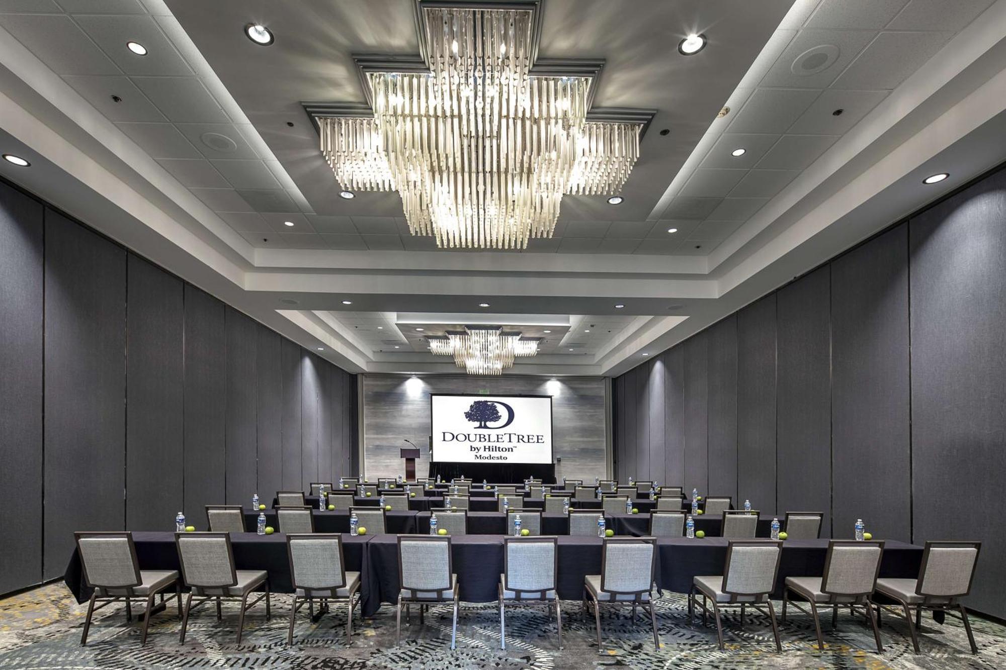 Doubletree By Hilton Modesto Exterior foto