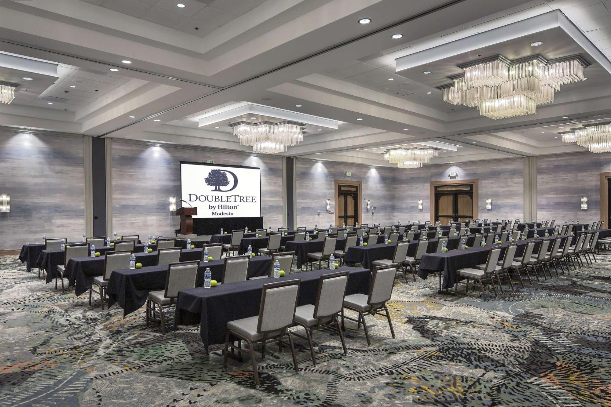 Doubletree By Hilton Modesto Exterior foto